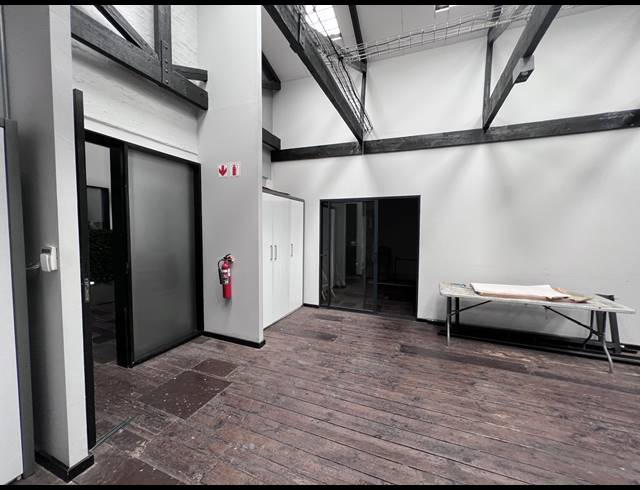 133M² OFFICE TO LET IN CAPE TOWN CITY CENTRE